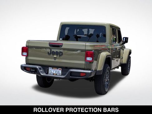 Used 2026 Jeep Gladiator Sport AWD/4WD image 10