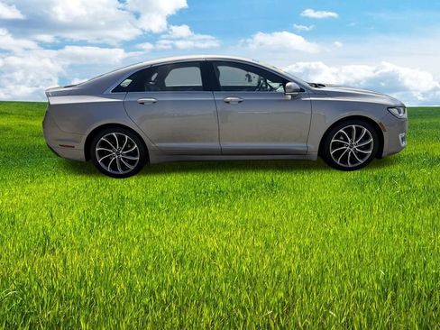 Used 2019 Lincoln MKZ Reserve w/ Reserve Plus Package AWD/4WD image 4