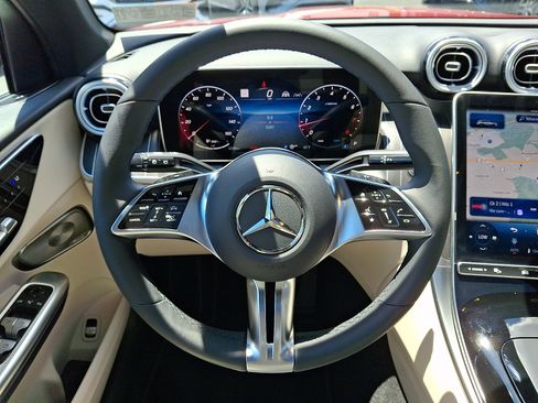 Used 2026 Mercedes-Benz GLC 300 4MATIC image 18