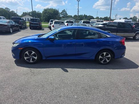 Used 2019 Honda Civic LX image 2