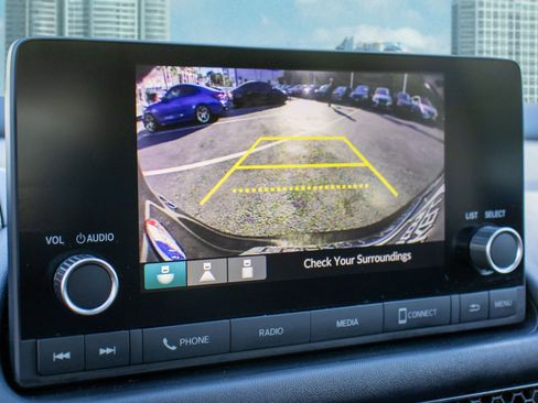 Certified 2023 Honda HR-V LX image 30