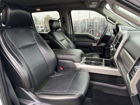 Used 2019 Ford F350 Lariat w/ Lariat Ultimate Package image 31