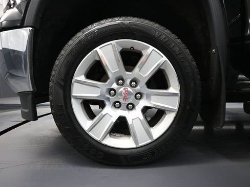 Used 2015 GMC Sierra 1500 SLE w/ SLE Value Package AWD/4WD image 18