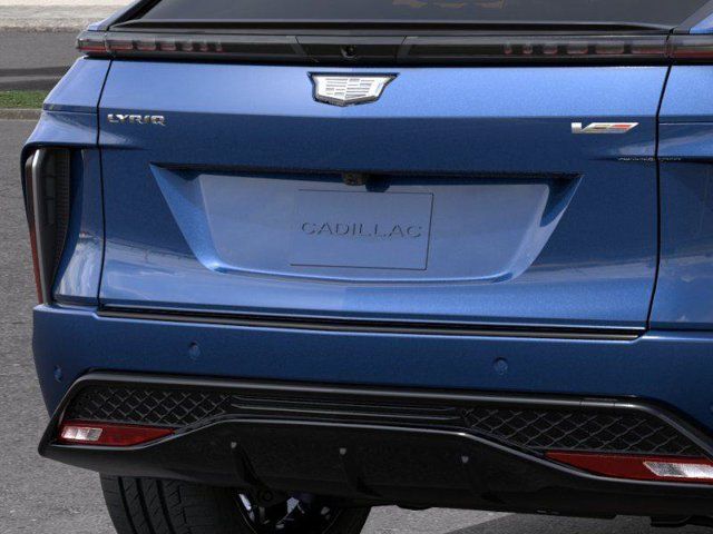 New 2026 Cadillac Lyriq V w/ LPO, Floor Liner Package AWD/4WD image 14
