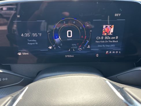 Used 2026 Chevrolet Traverse LT w/ Driver Confidence Package FWD image 28