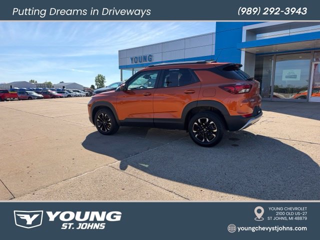 Certified 2022 Chevrolet TrailBlazer LT w/ Driver Confidence Package AWD/4WD image 3