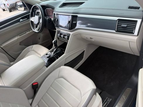 Certified 2023 Volkswagen Atlas SEL Premium AWD/4WD image 32