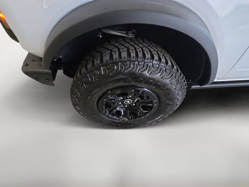 Used 2024 Ford Bronco Wildtrak AWD/4WD image 9