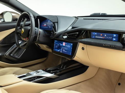 Certified 2025 Ferrari 12Cilindri image 20