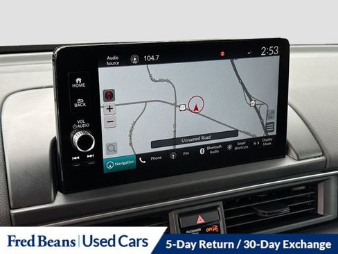 Used 2024 Honda Pilot Touring image 18