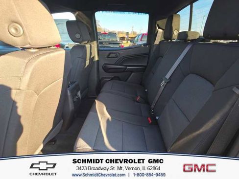 New 2026 Chevrolet Colorado W/T image 10