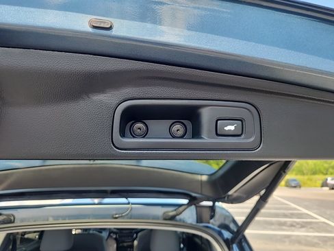Used 2022 Honda Pilot Touring image 34