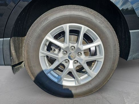 Used 2023 Chevrolet Equinox LT AWD/4WD image 10