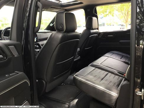 Used 2022 GMC Sierra 1500 AT4X AWD/4WD image 9