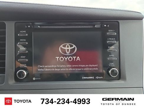 Used 2020 Toyota Sienna XLE FWD image 26