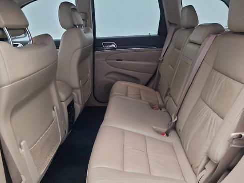 Used 2014 Jeep Grand Cherokee Limited w/ Trailer Tow Group IV image 18