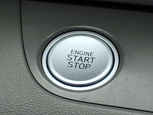 Used 2023 Hyundai Elantra SEL w/ Convenience Package FWD image 21