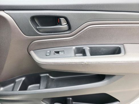 Used 2018 Honda Odyssey EX-L image 21