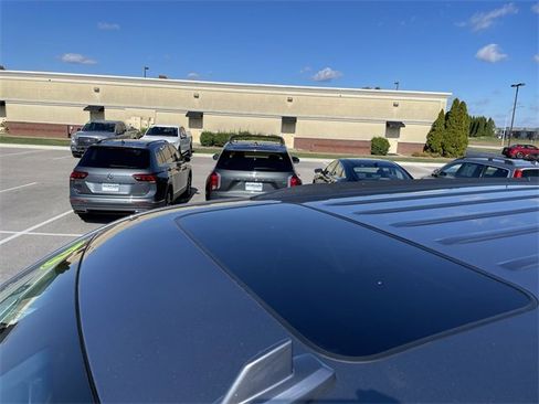 Used 2018 Chevrolet Tahoe LT w/ Max Trailering Package image 10