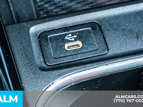 Used 2025 Mercedes-Benz GLA 250 image 42