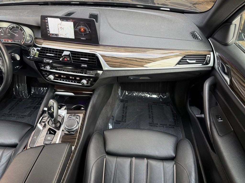 Used 2018 BMW 530i xDrive AWD/4WD image 23