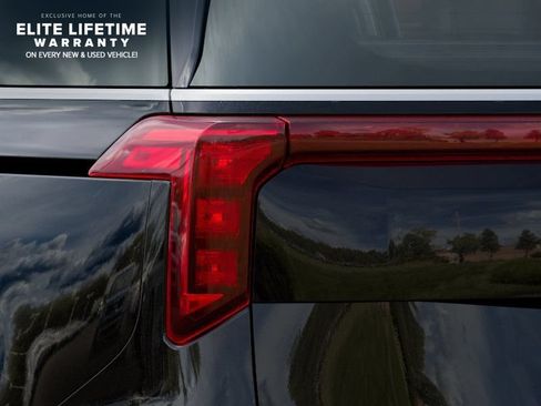 New 2026 Kia Carnival EX FWD image 12
