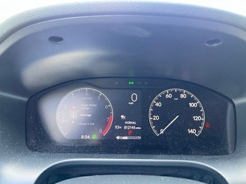 Certified 2023 Honda HR-V LX image 33