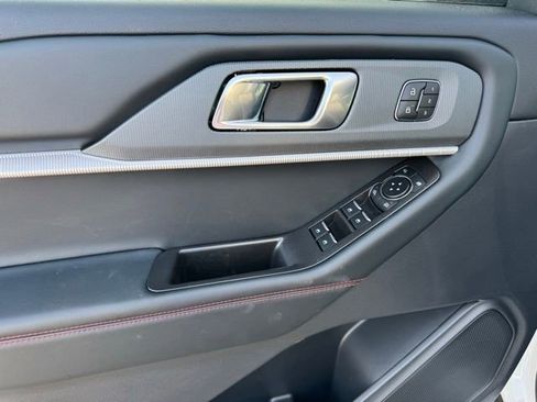 New 2026 Ford Explorer ST image 10