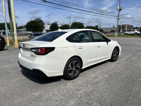 Used 2025 Subaru Legacy Premium w/ Popular Package #1 AWD/4WD image 8