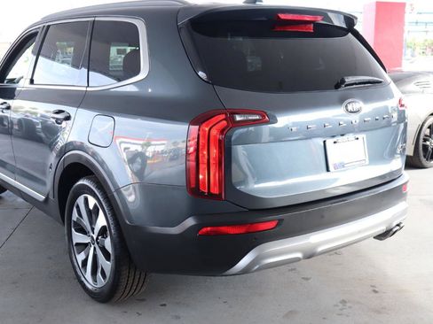 Used 2020 Kia Telluride S FWD image 9