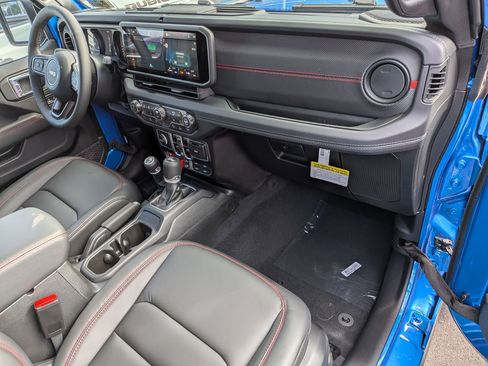 New 2026 Jeep Wrangler Unlimited Rubicon image 31