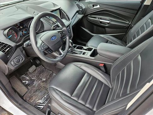 Used 2019 Ford Escape SEL image 13