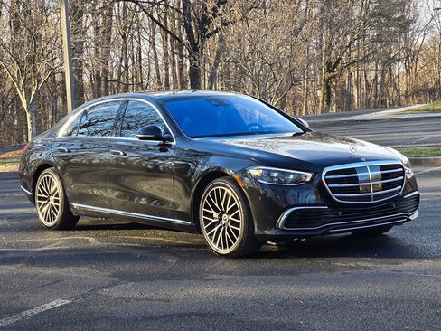 Used 2021 Mercedes-Benz S 580 4MATIC Sedan w/ Warmth & Comfort Package image 7