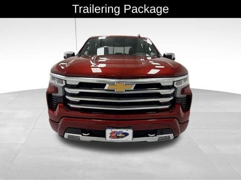 Certified 2024 Chevrolet Silverado 1500 High Country w/ Technology Package image 9