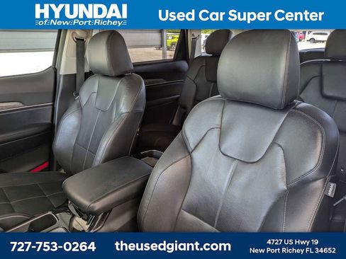 Used 2022 Kia Telluride EX w/ EX Premium Package image 7