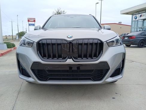 New 2026 BMW X1 xDrive28i w/ Technology Package AWD/4WD image 2