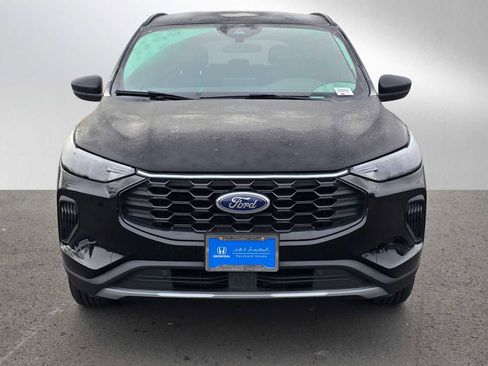 Used 2025 Ford Escape ST-Line image 8
