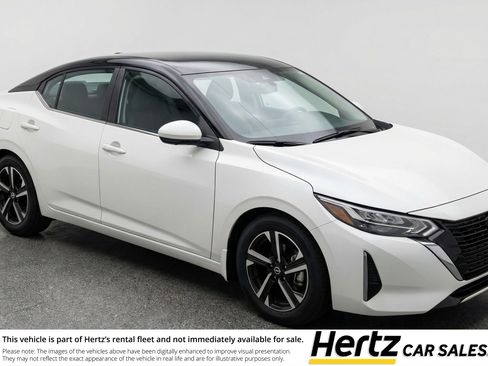 Used 2025 Nissan Sentra SV image 1