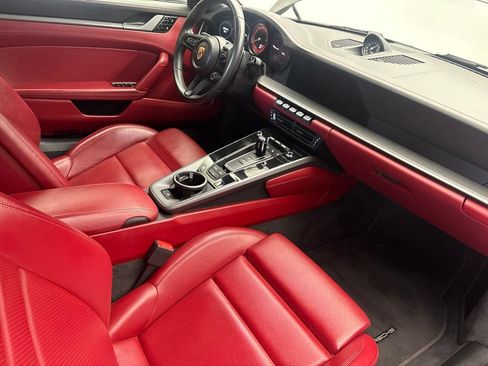 Certified 2020 Porsche 911 Carrera S RWD image 20