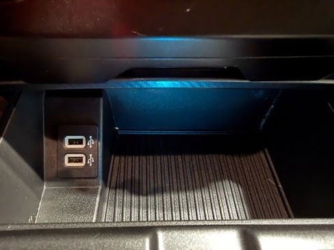 Used 2019 Ford F150 XLT w/ Equipment Group 302A Luxury image 21