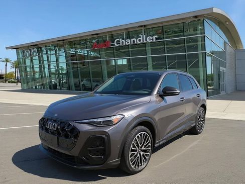 New 2025 Audi SQ5 Premium Plus image 1