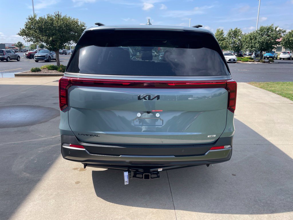 New 2027 Kia Carnival SX FWD image 6