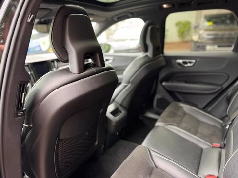 Used 2019 Volvo XC60 T6 R-Design w/ Protection Package AWD/4WD image 19