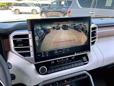 Used 2024 Toyota Sequoia Capstone AWD/4WD image 32