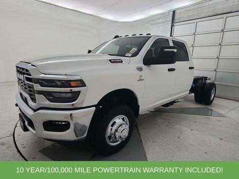 New 2026 RAM 3500 Tradesman image 4