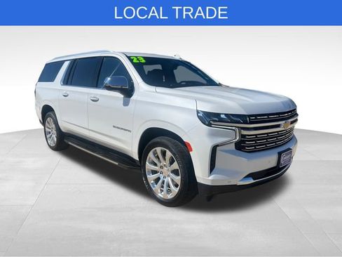 Used 2023 Chevrolet Suburban Premier AWD/4WD image 8
