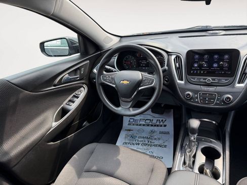 Used 2023 Chevrolet Malibu LT FWD image 11