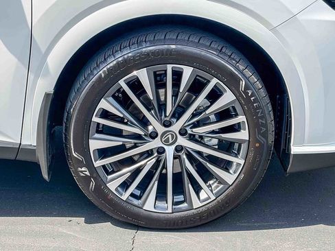 Certified 2026 Lexus RX 350 Premium Plus w/ Accessory Package (P2) FWD image 9