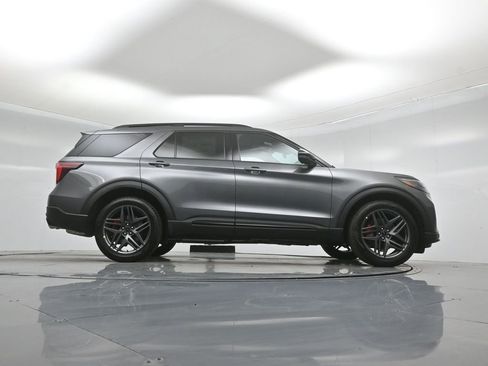 New 2026 Ford Explorer ST AWD/4WD image 46
