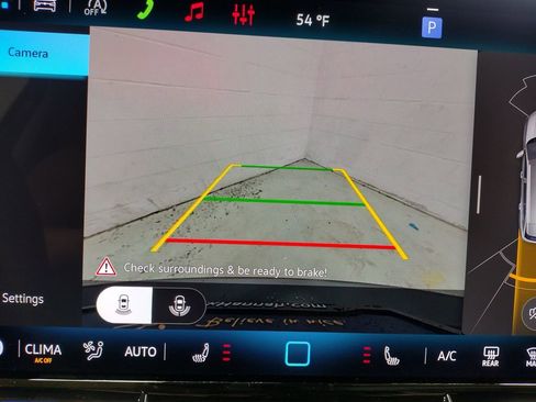 New 2026 Volkswagen Tiguan SE image 8